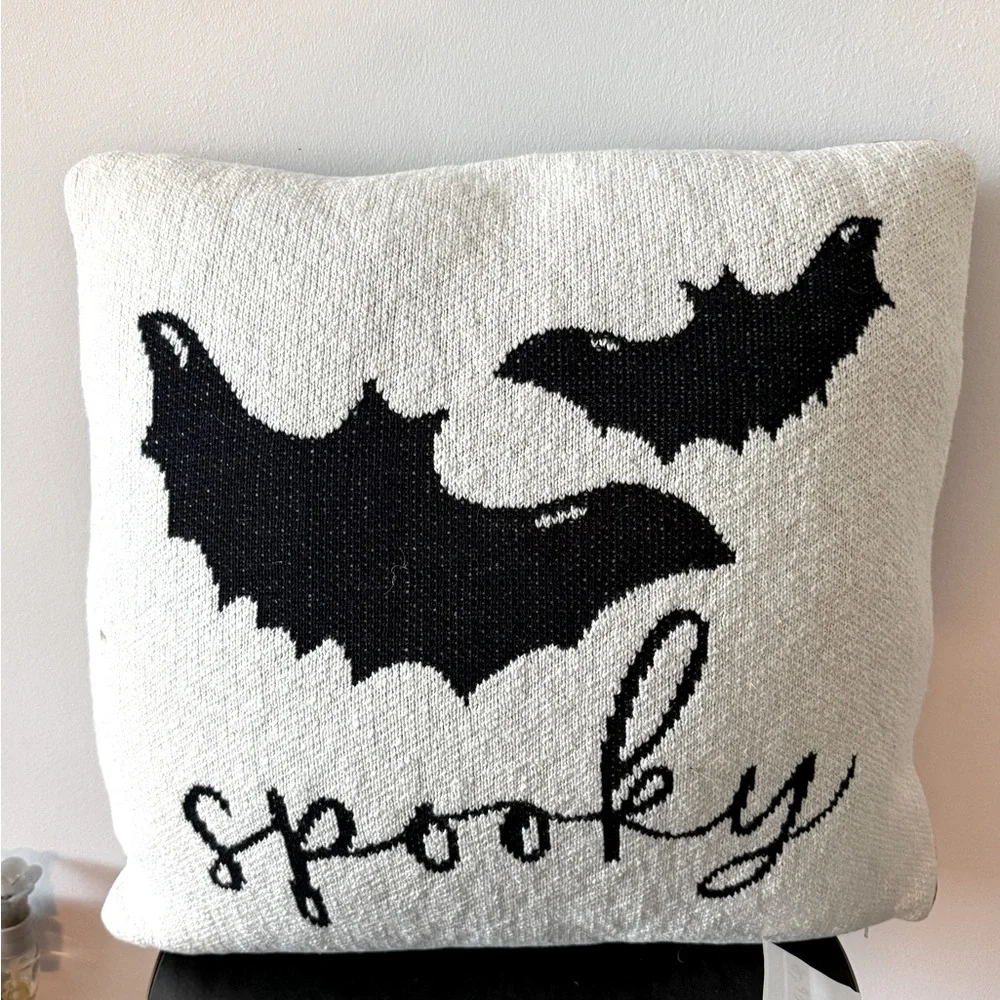 NEW. C&F Home Halloween Spooky Bat Pillow throw. Double Sided. 20” X 20”. 🦇 🎃